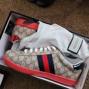 Gucci sneakers